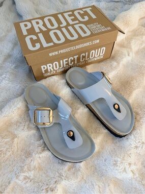 Project Cloud Patent Leather Thong Sandals in Light Gray with Gold Buckle NWB